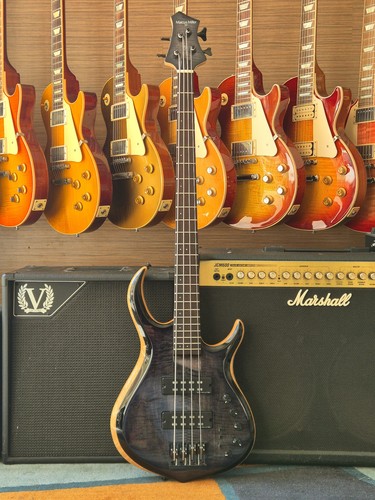 Sire marcus miller - sire,