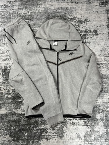 Nike tech fleece season - tech, size