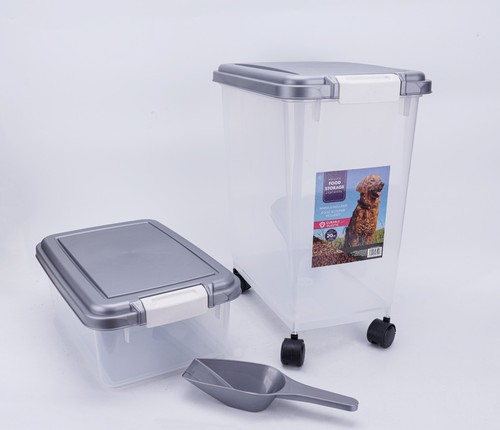 Piece pet food - pet,
