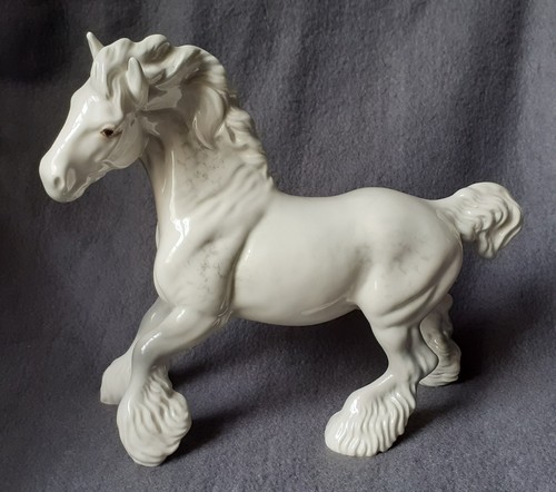 Beswick cantering shire horse - beswick,