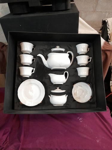 Wedgwood tea set - tea, 21