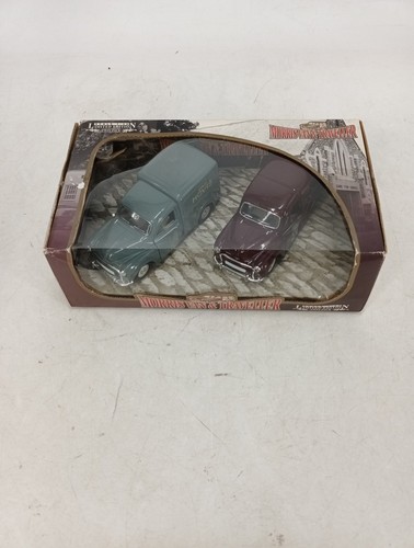 Morris van traveller diecast - traveller,