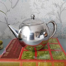 Chrome Round Atomic Style Teapot With Infuser 800mls