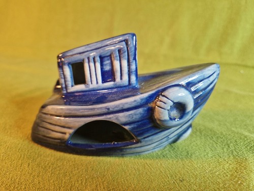 Ceramic blue trawler - ceramic, trawler/fishing