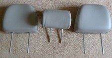 Hyundai Santa Fe 2002 - 3 rear headrests in excellent condition