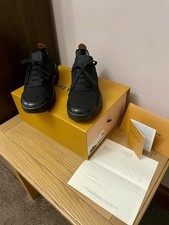 LV Tatic Runner Triple Black Trainers!