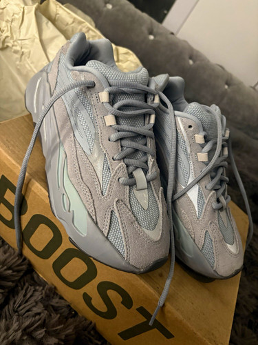 Adidas yeezy boost 700 - adidas,