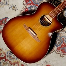 Fender Newporter Classic Aged
