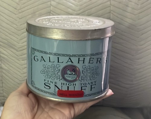 Gallahers cigarette snuff - cigarette,