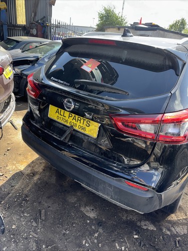 Nissan qashqai tailgate boot - qashqai,