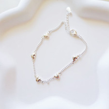 Petite Heart Bracelet: Gifts