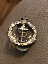 ERII ROYAL NAVY CHIEF PETTY OFFICER, CPO PLATED METAL CAP BADGE