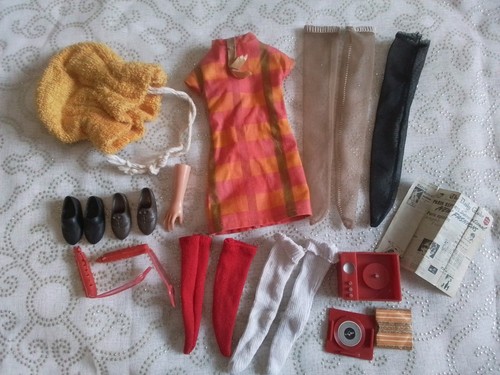 Pedigree sindy doll - sindy, clothes
