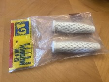 NOS GT Anatomical Grips Bmx