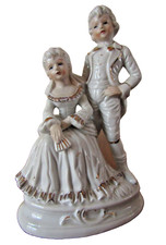 Figurine YOUNG MAN & WOMAN, 22