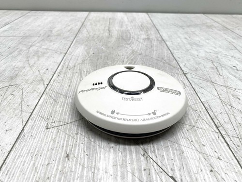 Surface mounted smoke detector - surface-mounted,