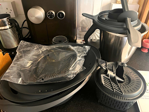 Thermomix tm6 food processor - food,