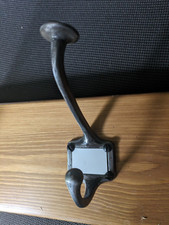 (A)REAL GENUINE VINTAGE CAST IRON SCHOOL COAT HOOKS + SCREWS