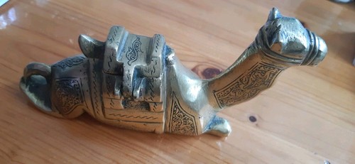 Heavy solid brass camel - heavy,
