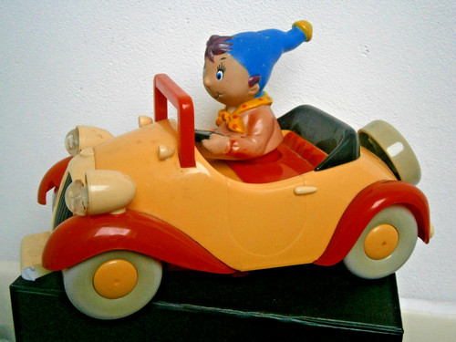 1992 vintage noddy toyland - noddy, car