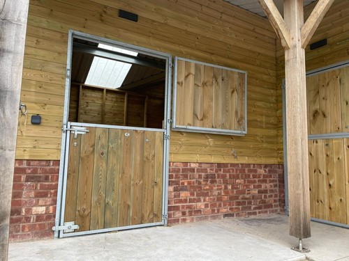Stable door cheval liberte - stable,