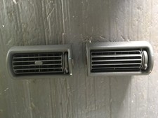 DISCOVERY 1 200 SERIES DASH AIR VENTS x 2 1989 To 1993
