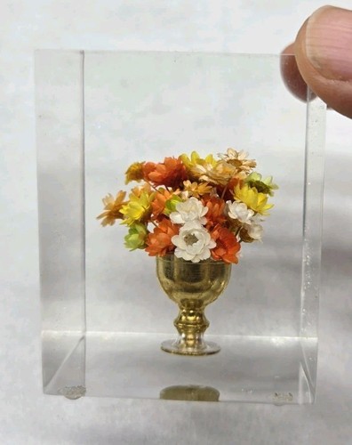 Vtg lucite paperweight - lucite,