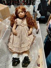 ANNETTE HIMSTEDT PUPPEN KING