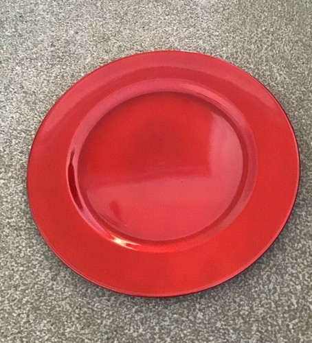Red charger plates - red,