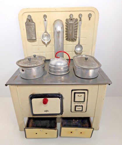 Vintage mfz tin dollhouse - tin,