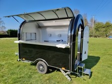 Modern Black Arc Style Mobile