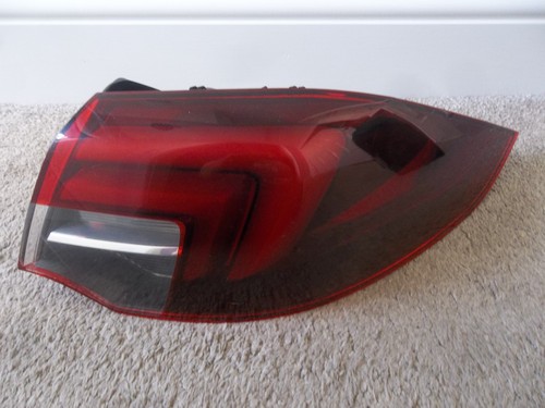 Vauxhall insignia mk2 5dr - vauxhall,