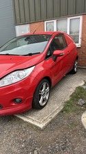 Ford Fiesta Van BREAKING 1.6 wheel nut READ DESCRIPTION 