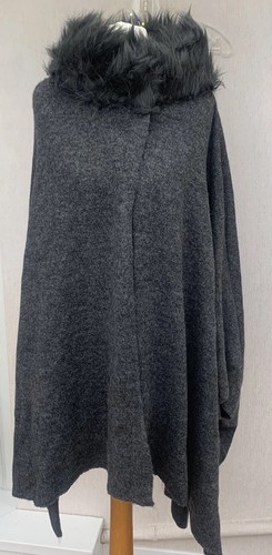 Collection batwing cape - m&s,