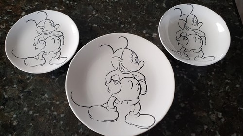 Disney dishes dinnerware