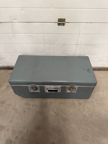 Large flight case - large, wheels