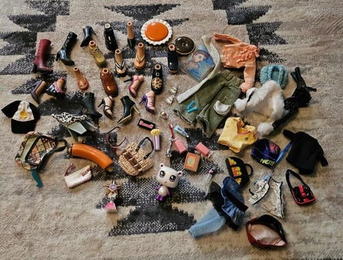 Job lot bratz accessories - job,