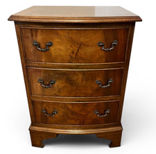 Vintage serpentine chest - vintage, of