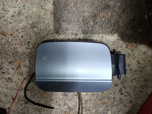 Audi fuel filler - a7, flap