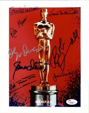 OSCAR STATUE SIGNED 8x10 COLOR
