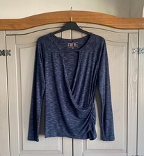 Nine Savannah Miller, Medium