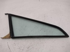 PORSCHE 911 LEFT FRONT QUARTER LIGHT3.3L Coupe64-89