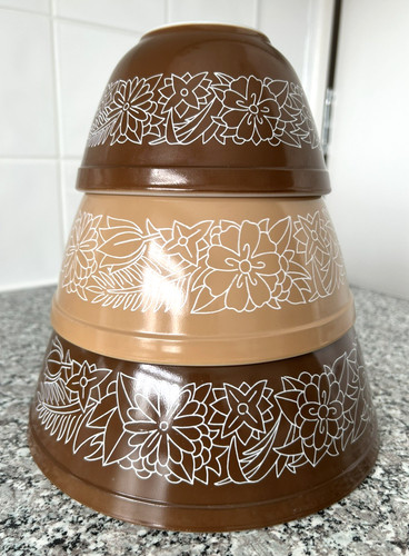Vintage pyrex woodland nesting - vintage,