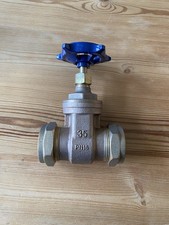 Jet Brass 35mm gate valve