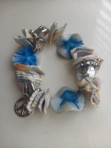 Sale silver and - --£3, blue