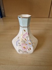 Palissy Royal Worcester Pottery Bud Vase Pink & Blue Floral Pattern 11.5cm tall
