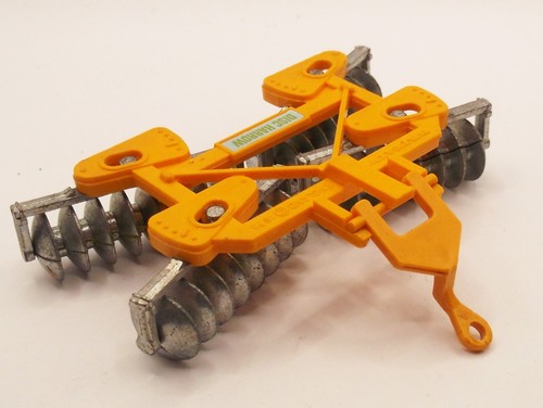 Britains farm disc harrow - -,