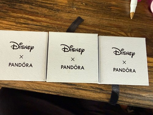 Disney pandora empty charm - disney,
