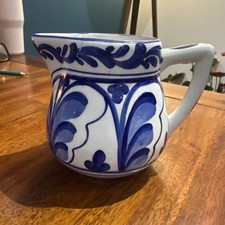 HNOS  Martinez jug