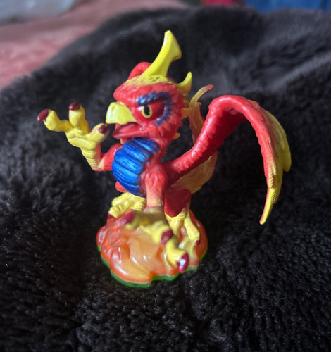 Skylanders sunburn spyros - sunburn,